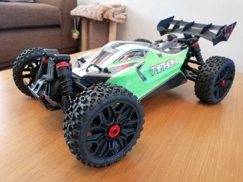 arrma typhon mega